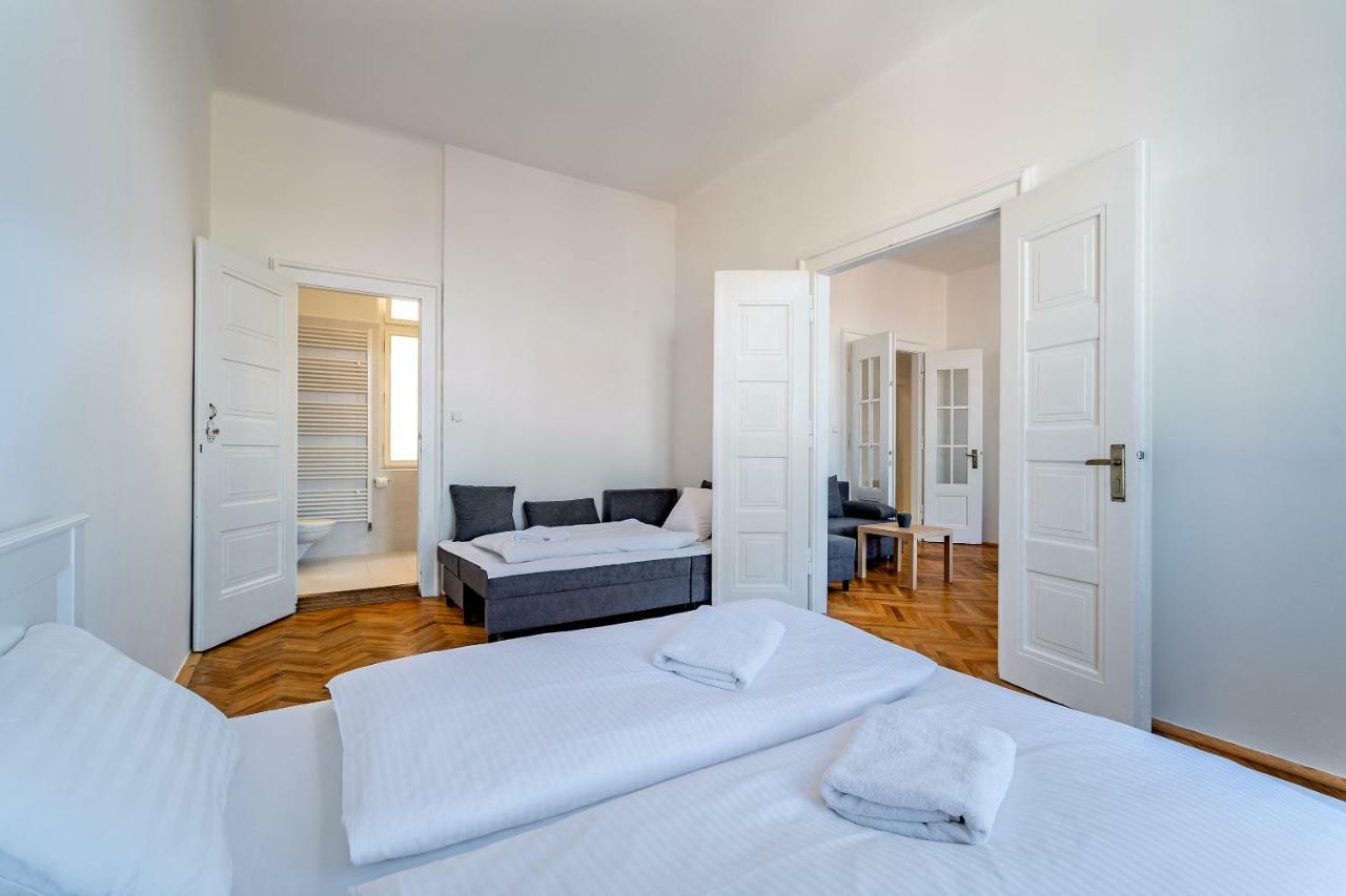 Avantguard Apartments Prague Ngoại thất bức ảnh