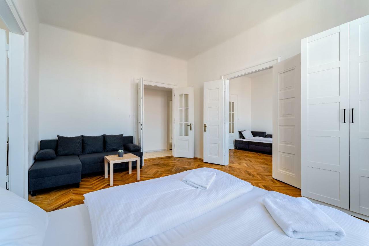 Avantguard Apartments Prague Ngoại thất bức ảnh